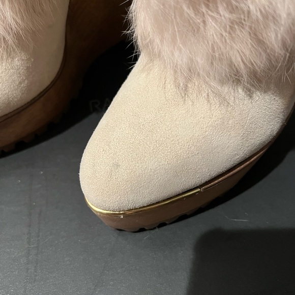 Rachel Zoe Fur & Suede Wedge Heel Booties with gold accents Size 9.5 (fits a 9) - Picture 6 of 9